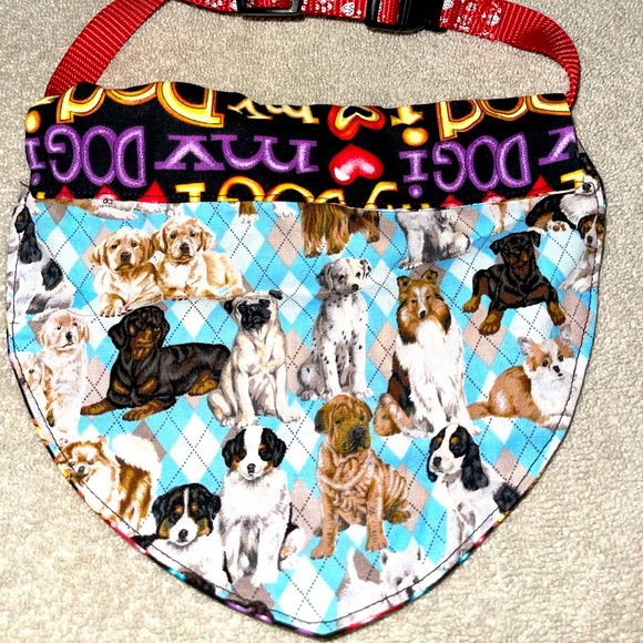 ✨HP✨ DOG MEDIUM REFLECTIVE DECORATIVE REVERSIBLE COLLAR/BANDANA BY “PETWEAR” - Picture 2 of 5
